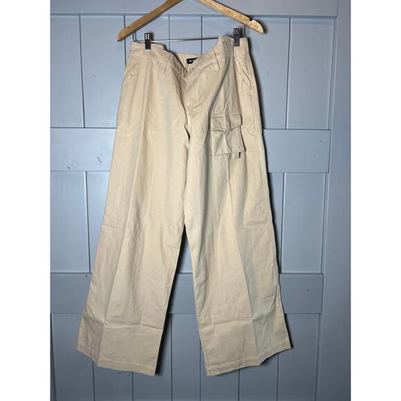 Motel Pants - MOTEL Women's Wide Leg Cargo Pants, Size M, Khaki, NWT